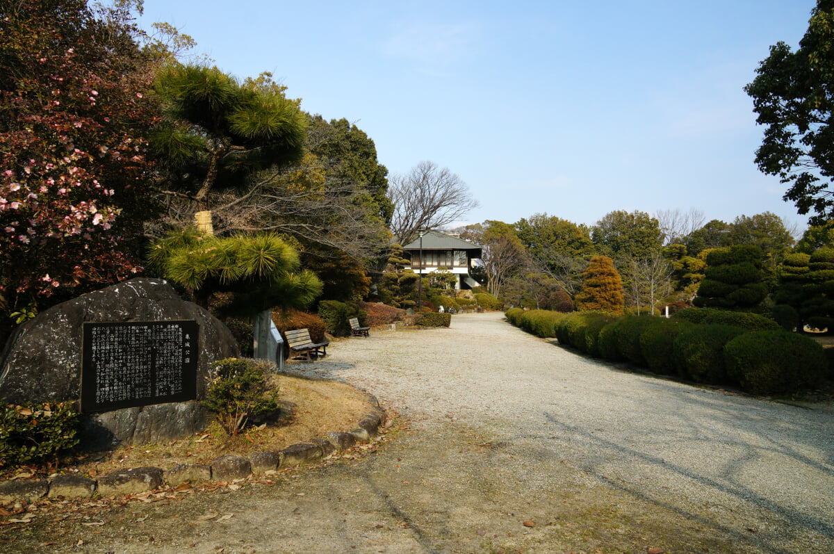 亀城公園の写真 ©663highland(CC BY-SA 3.0)