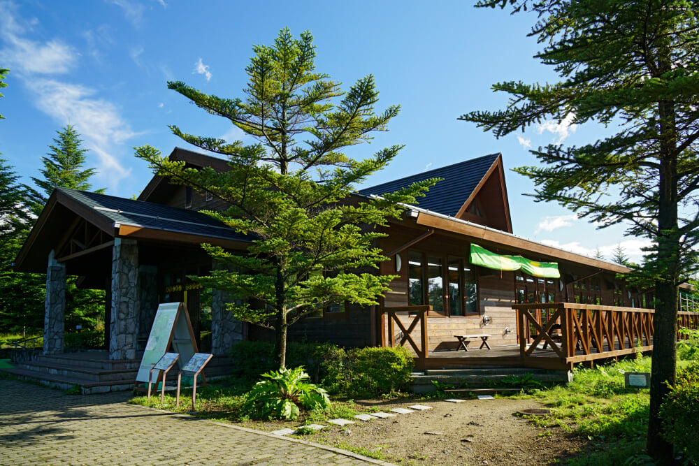 山梨県立八ヶ岳自然ふれあいセンターの写真 ©663highland(CC-BY-SA-3.0)