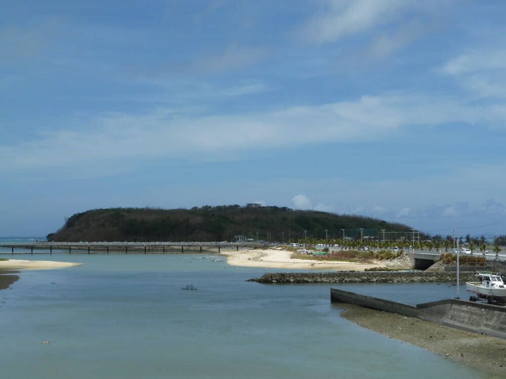 瀬長島の写真 ©ぺ有家音(CC BY-SA 3.0)