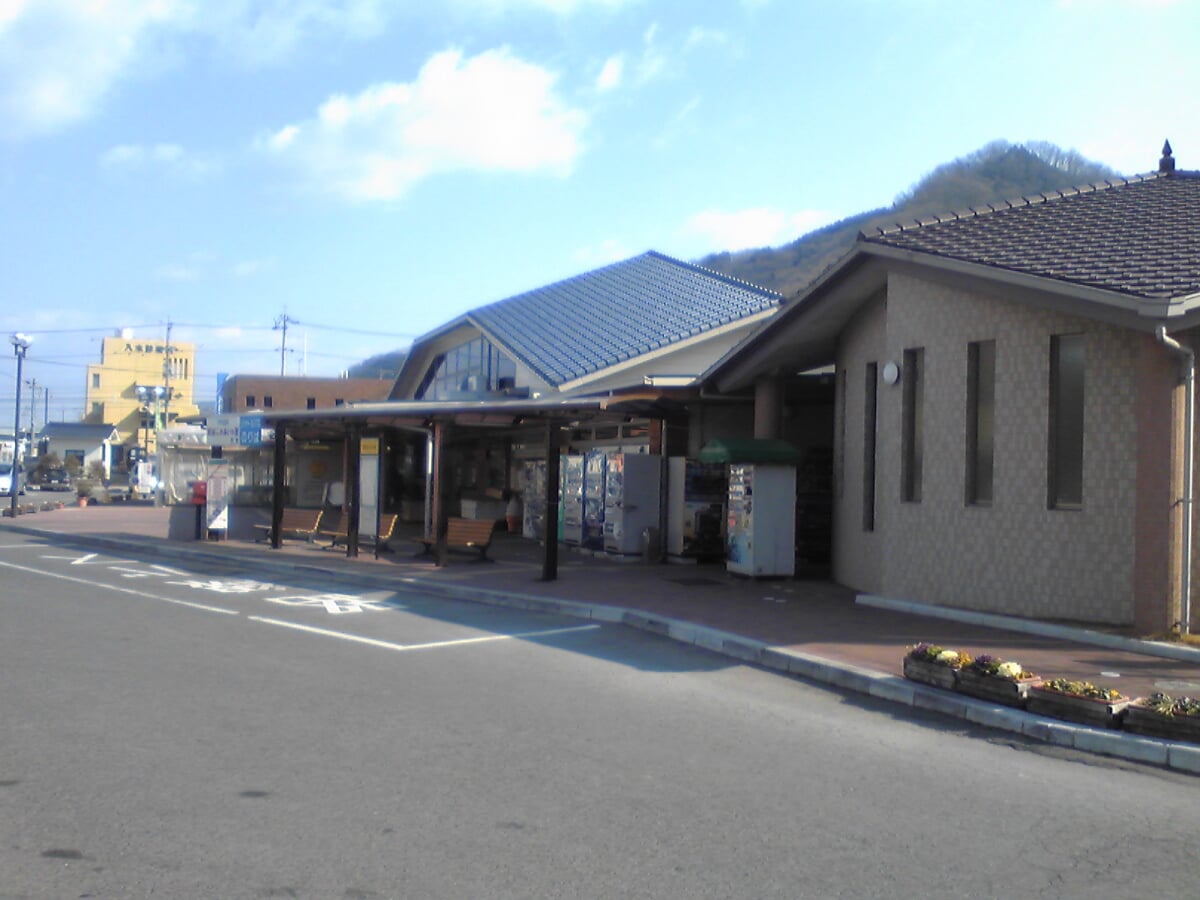 道の駅 クロスロードみつぎの写真 ©noppo3(CC BY-SA 3.0)