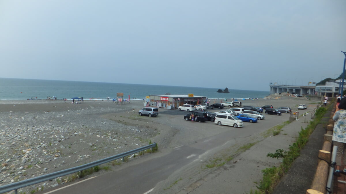 親不知海水浴場の写真 ©Mti(CC BY-SA 4.0)