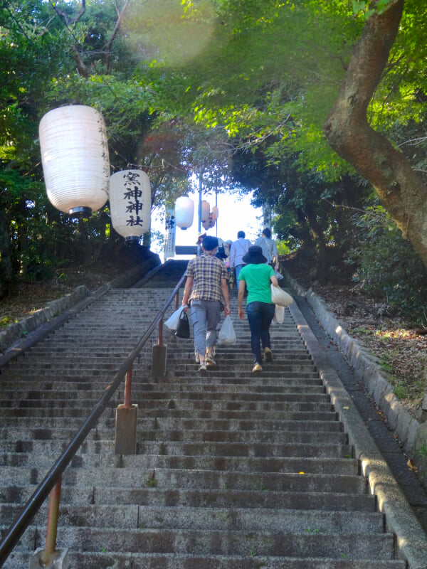 窯神神社の写真 ©KKPCW(CC BY-SA 4.0)