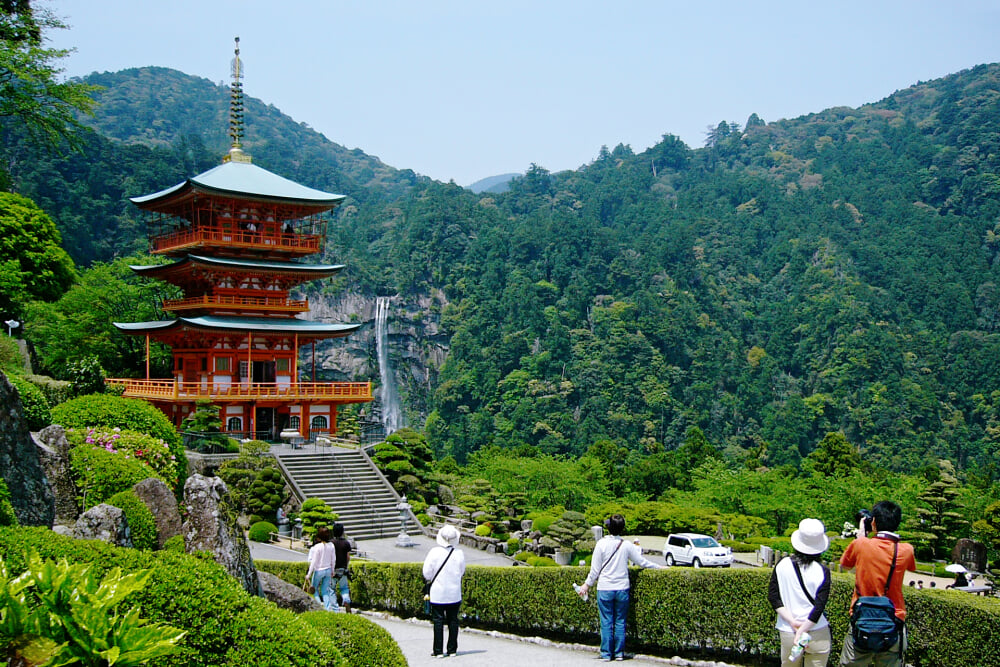 那智山青岸渡寺の写真 ©663highland(CC-BY-SA-3.0)