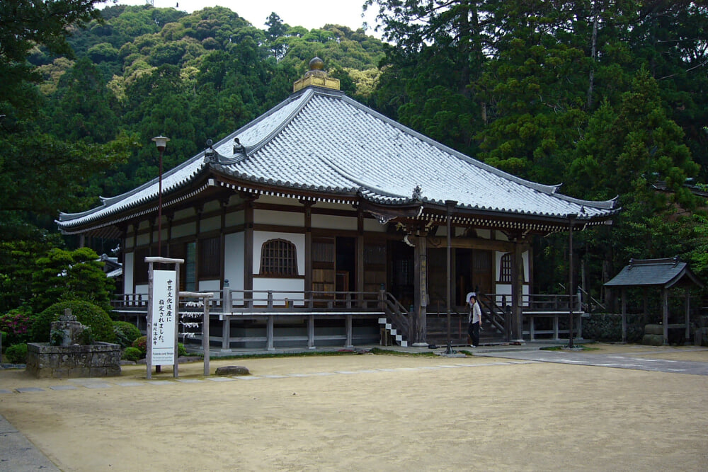 補陀洛山寺の写真 ©663highland(CC-BY-SA-3.0)