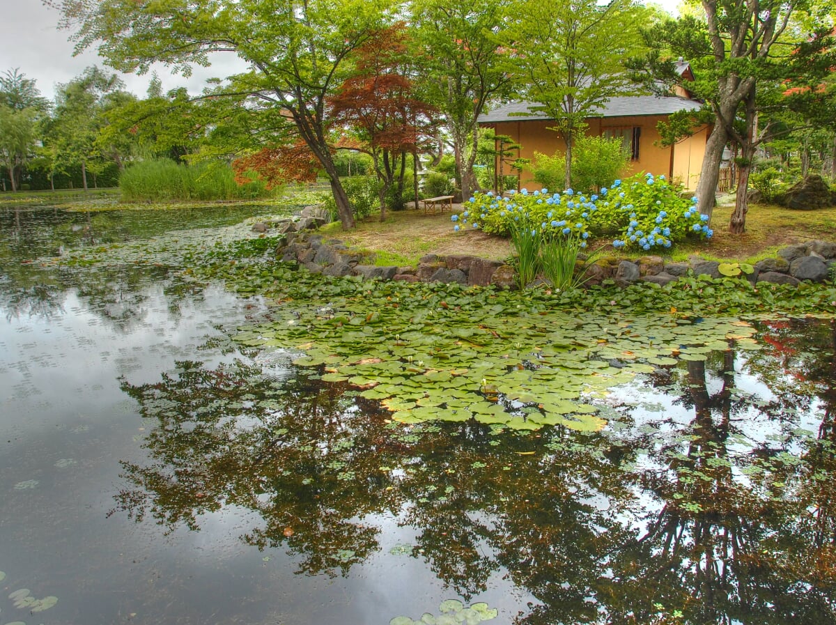 玉泉館跡地公園の写真 ©t-konno(CC BY-SA 3.0)