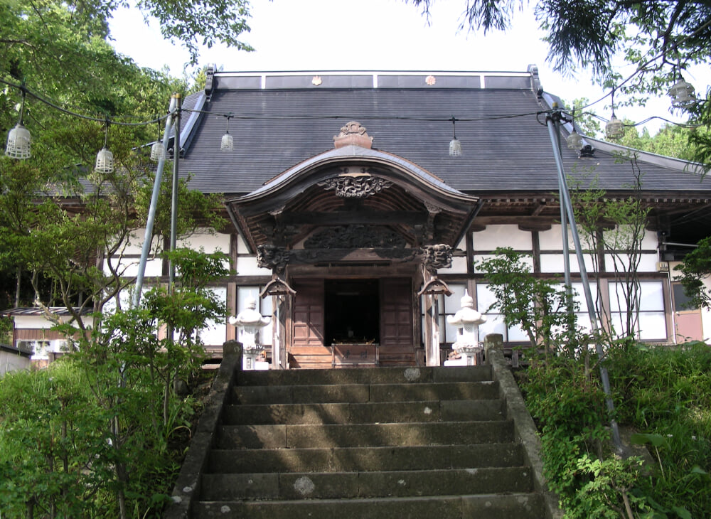 雲際寺の写真 ©usiwakamaru(Public domain)