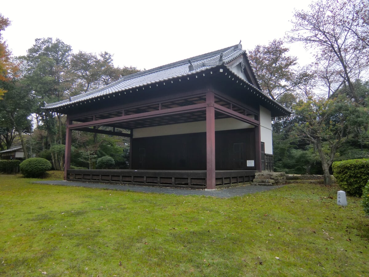 亀居公園の写真 ©TT(CC BY-SA 4.0)