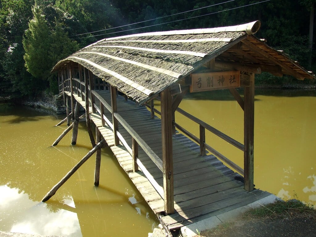 弓削神社の写真 ©mossygajud(CC BY-ND 2.0)