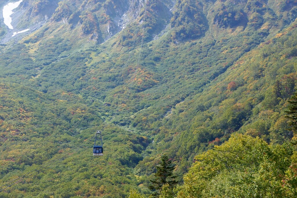 立山ロープウェイの写真 ©Kentaro Ohno(CC BY 2.0)