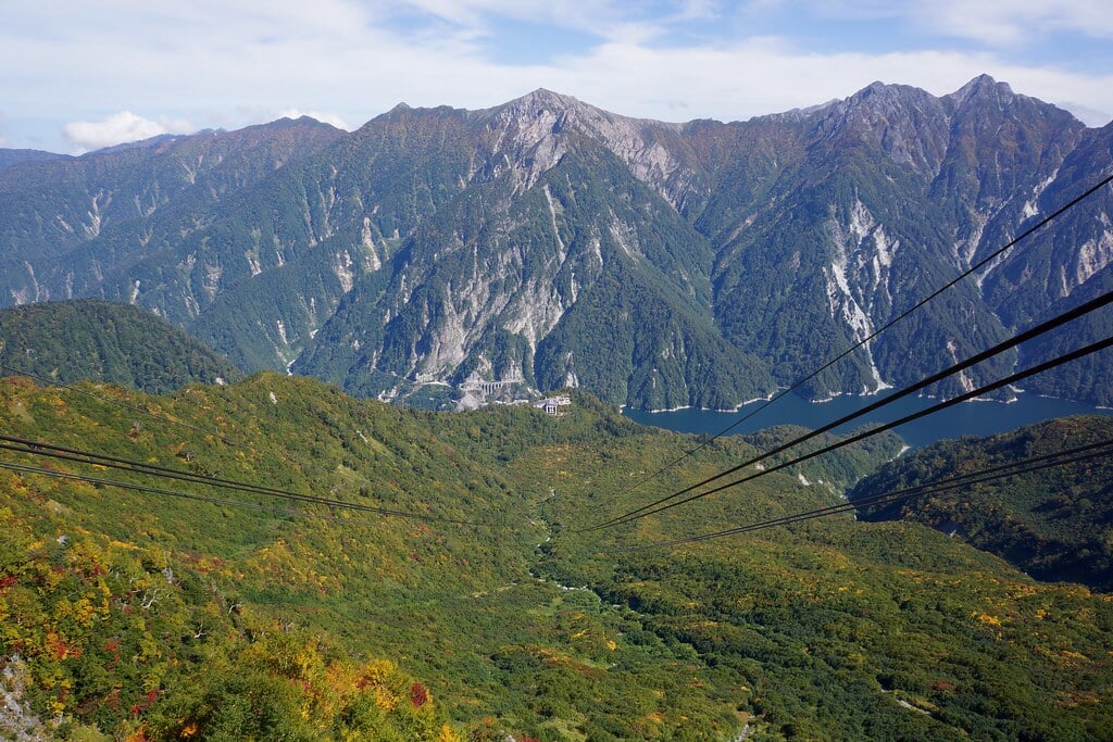 立山ロープウェイの写真 ©Kentaro Ohno(CC BY 2.0)