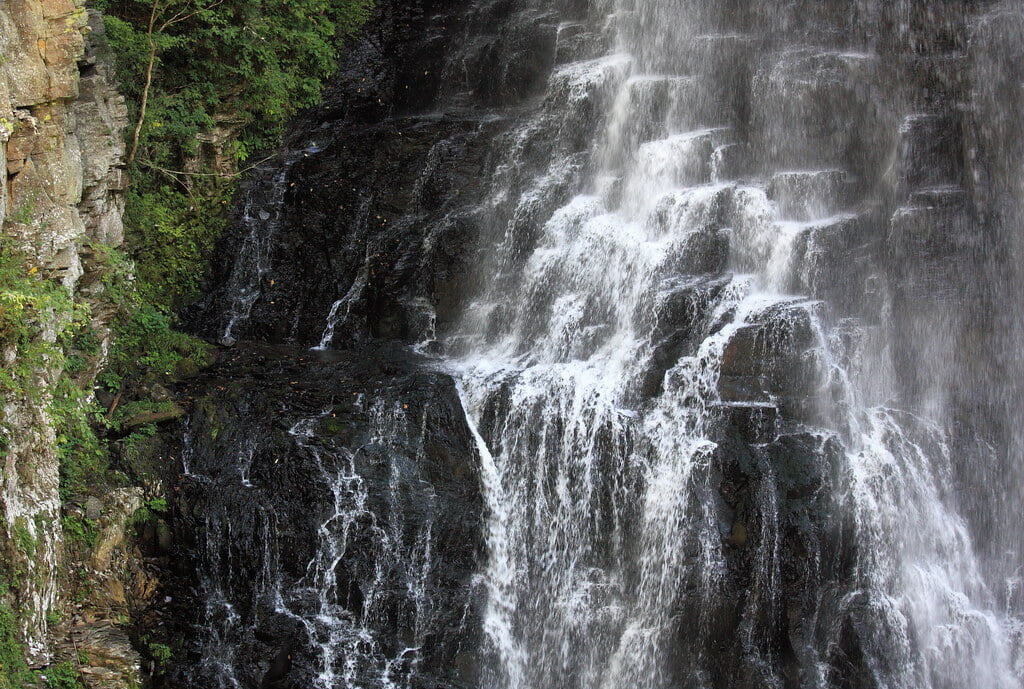 番所大滝の写真 ©TANAKA Juuyoh (田中十洋)(CC BY 2.0)