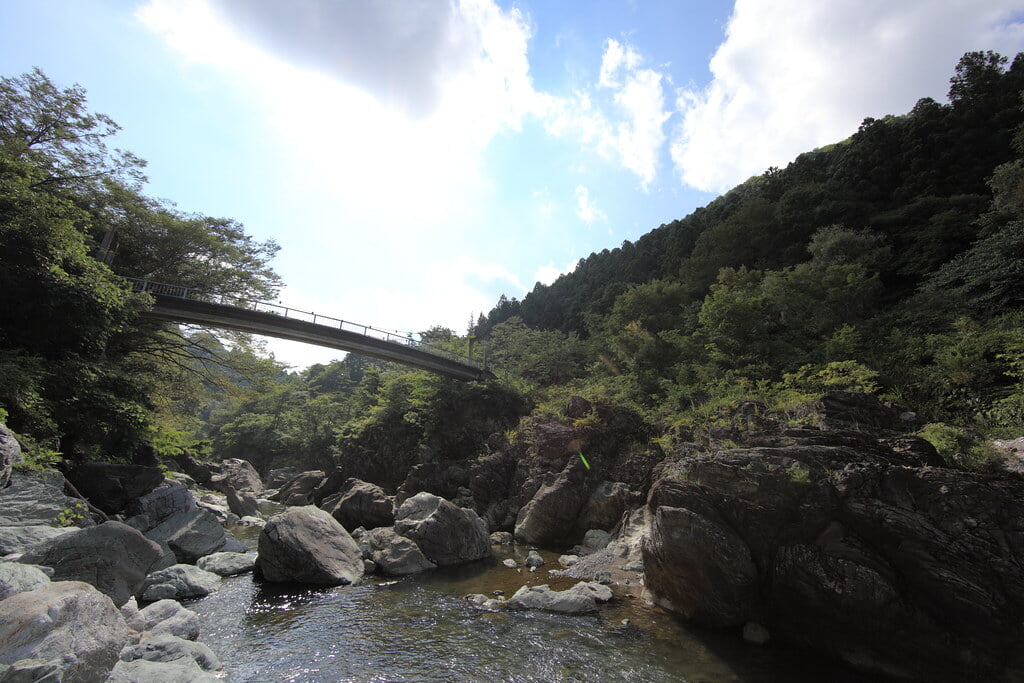 三波石峡の写真 ©TANAKA Juuyoh (田中十洋)(CC BY 2.0)