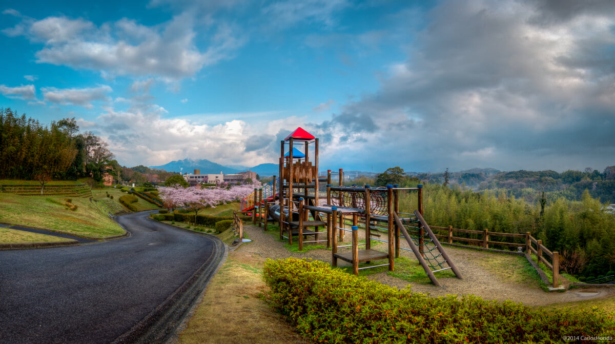 亀山公園の写真 ©carloshonda(CC BY 3.0)