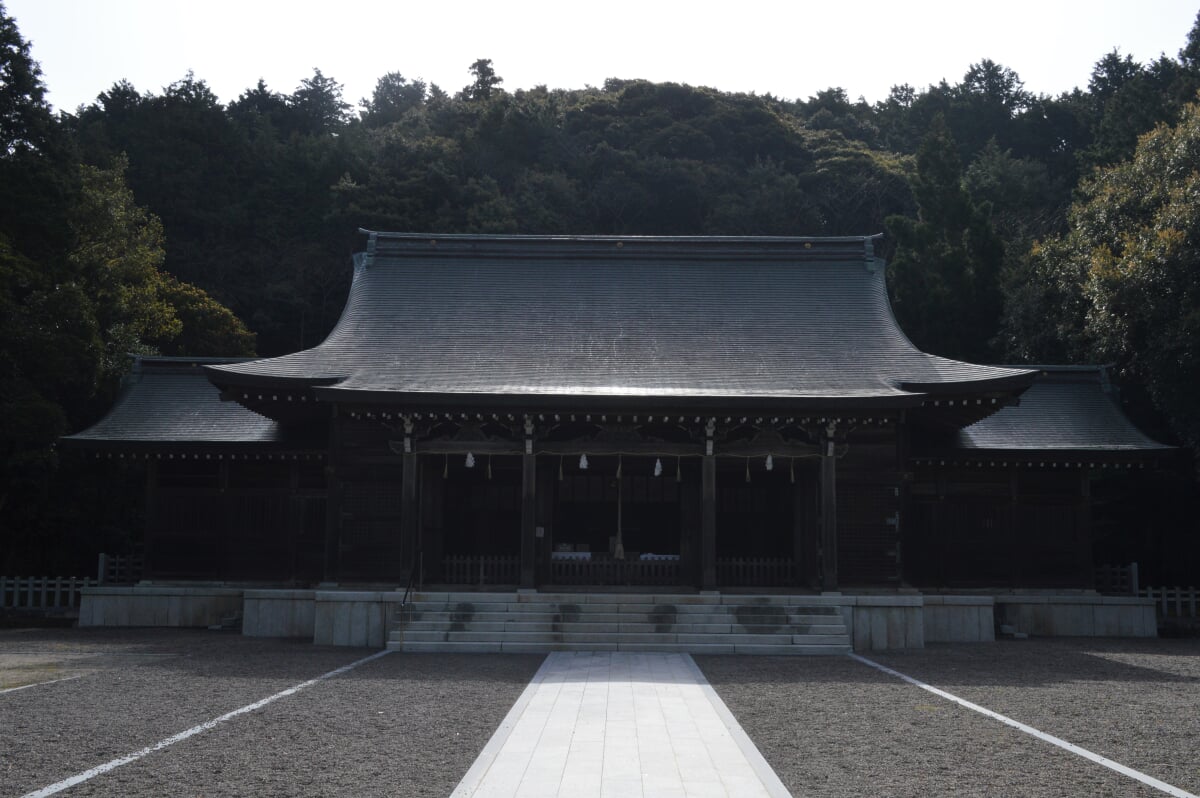 隠岐神社の写真 ©Asturio(CC BY-SA 4.0)