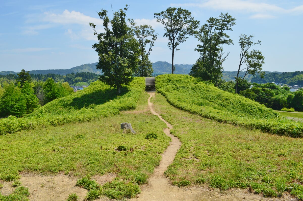 柳田布尾山古墳の写真 ©Saigen(CC0)