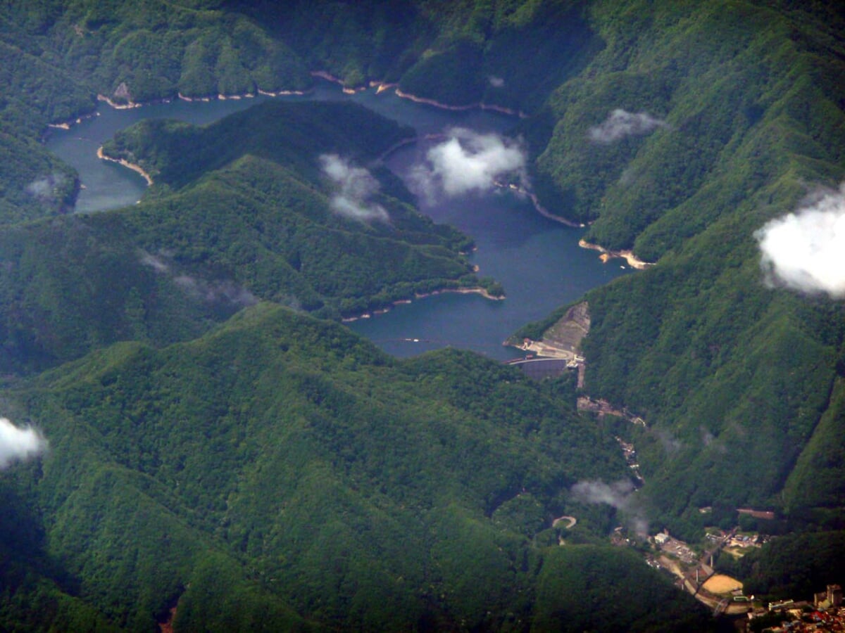 八汐湖の写真 ©BehBeh(CC-BY-SA-3.0)