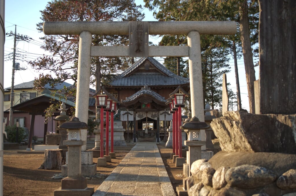 鬼鎮神社の写真 ©Carbonium(CC BY 3.0)