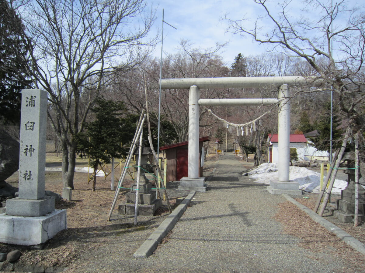 浦臼神社の写真 ©禁樹なずな(CC BY-SA 4.0)