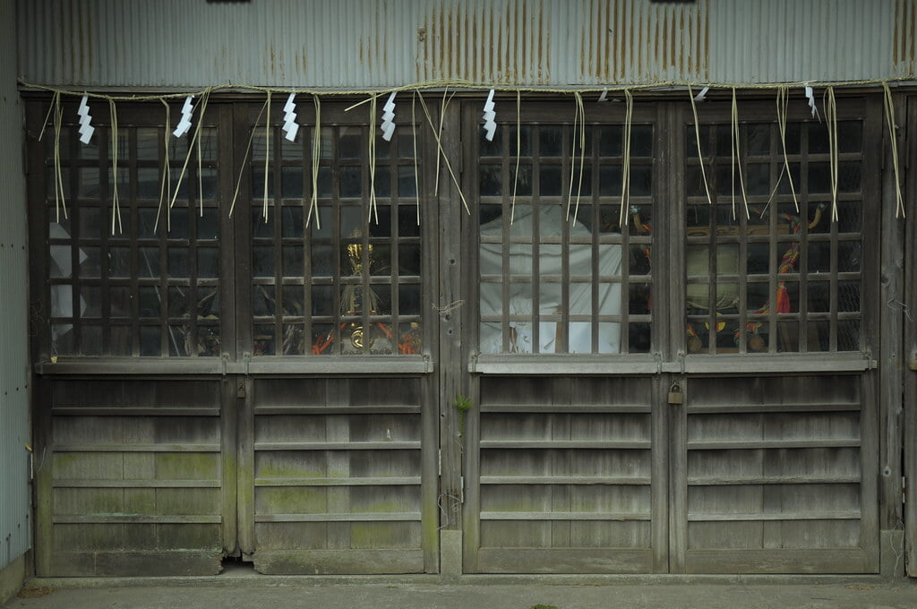 西窪稲荷神社の写真 ©saname777(CC BY 2.0)