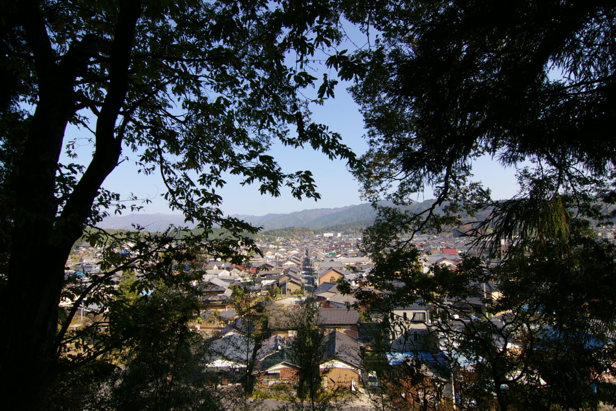 武並神社の写真 ©takami torao(Public domain)