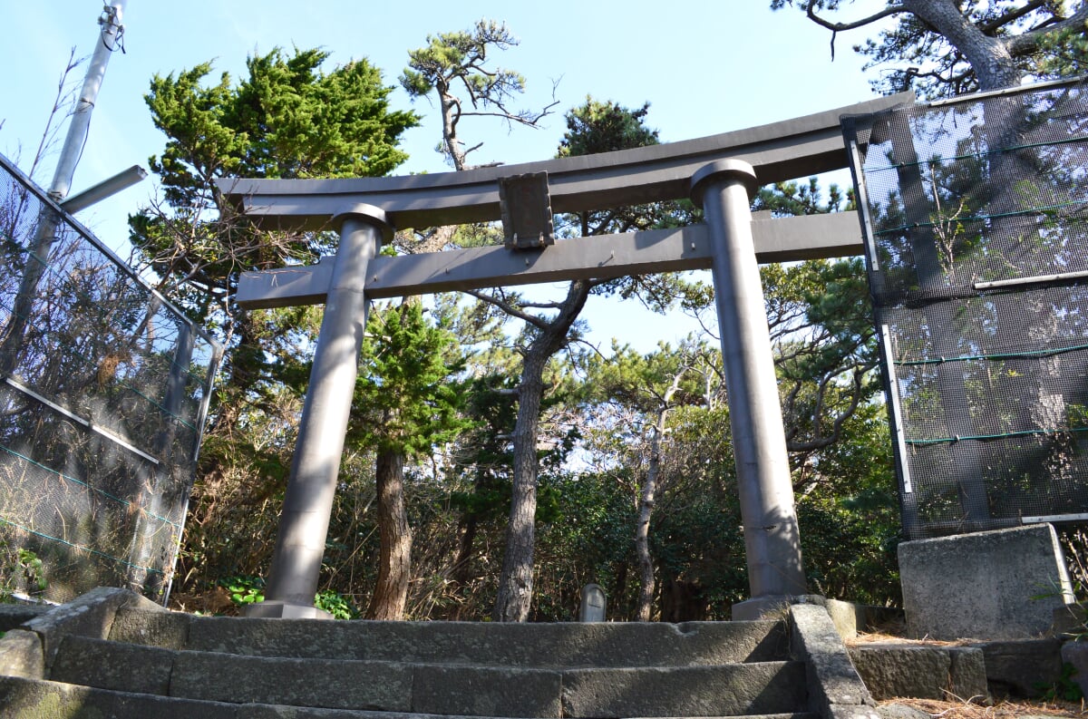 物忌奈命神社の写真 ©Saigen(CC0)