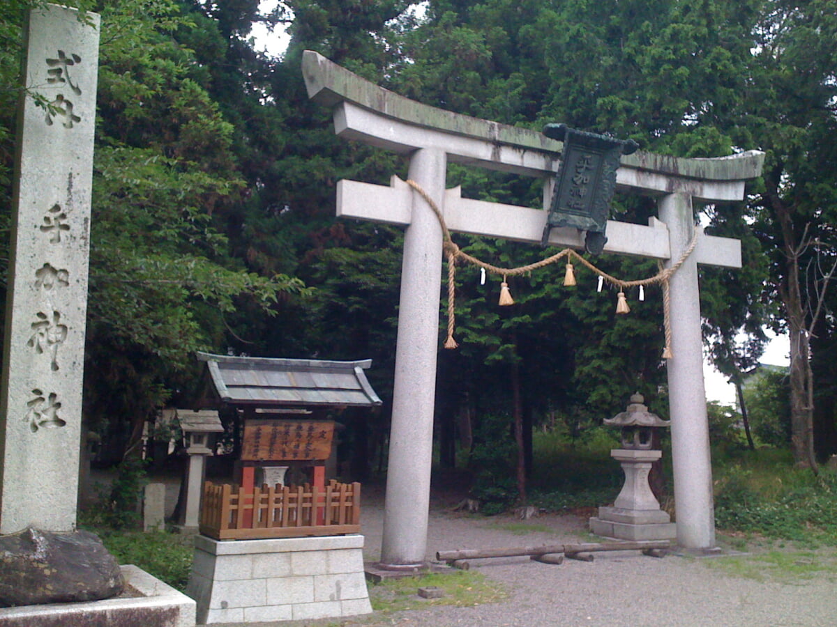 乎加神社の写真 ©MOTOI Kenkichi(CC BY-SA 3.0)