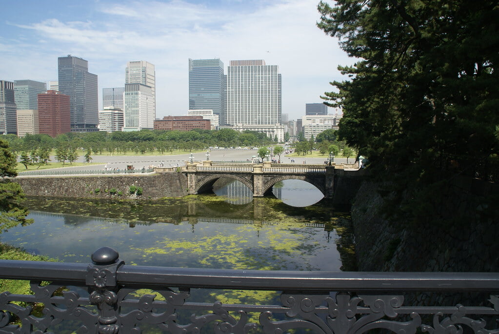 二重橋の写真 ©dbaron(CC BY-SA 2.0)