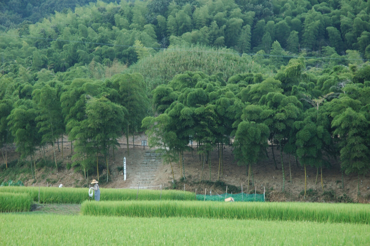 箭田大塚古墳の写真 ©by Reggaeman(CC BY-SA 3.0)