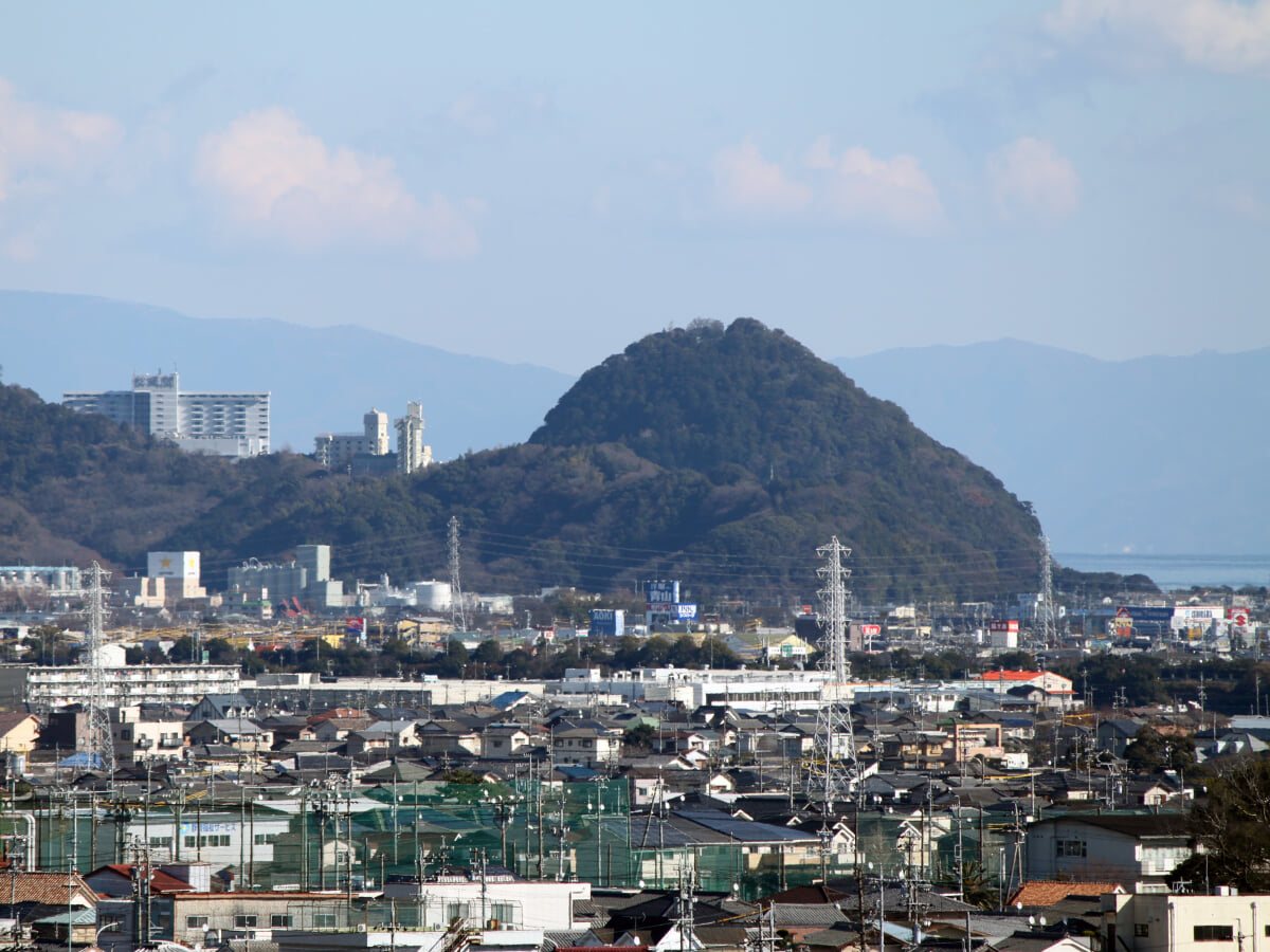 虚空蔵山の写真 ©やきつべ(CC BY-SA 4.0)