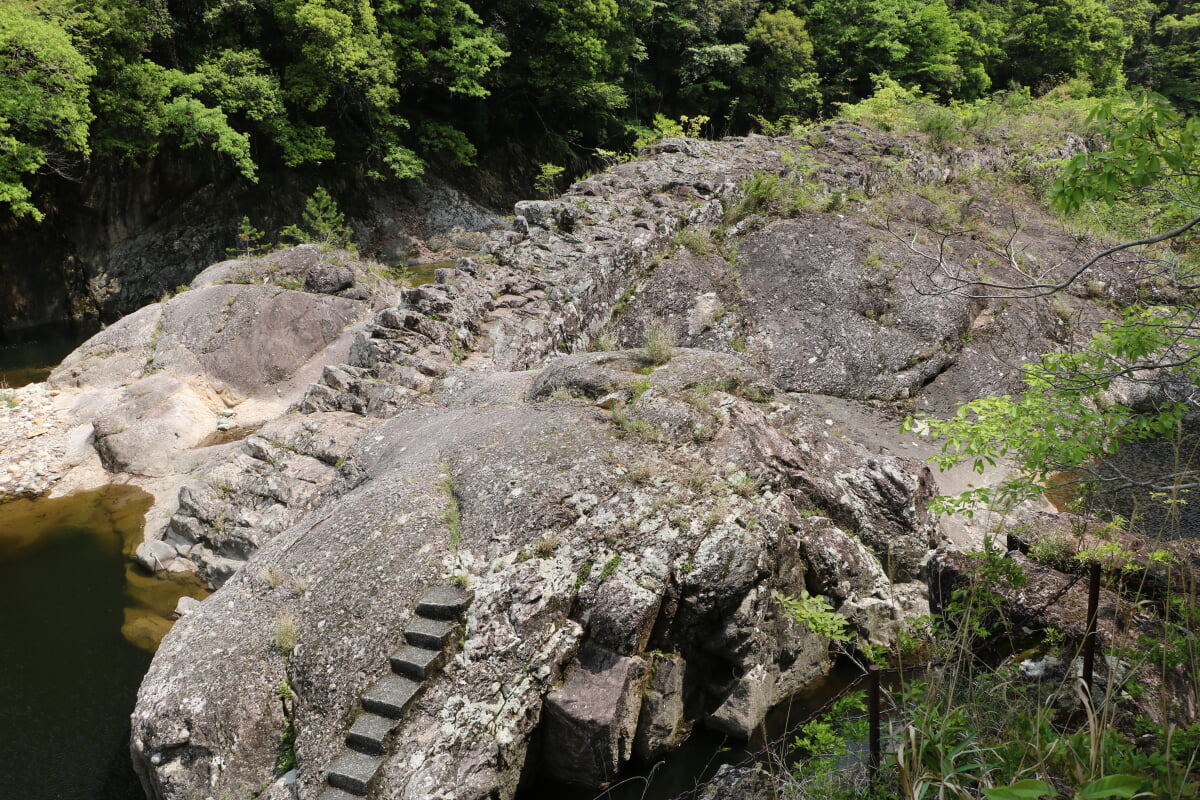 馬背岩の写真 ©さかおり(CC BY-SA 4.0)