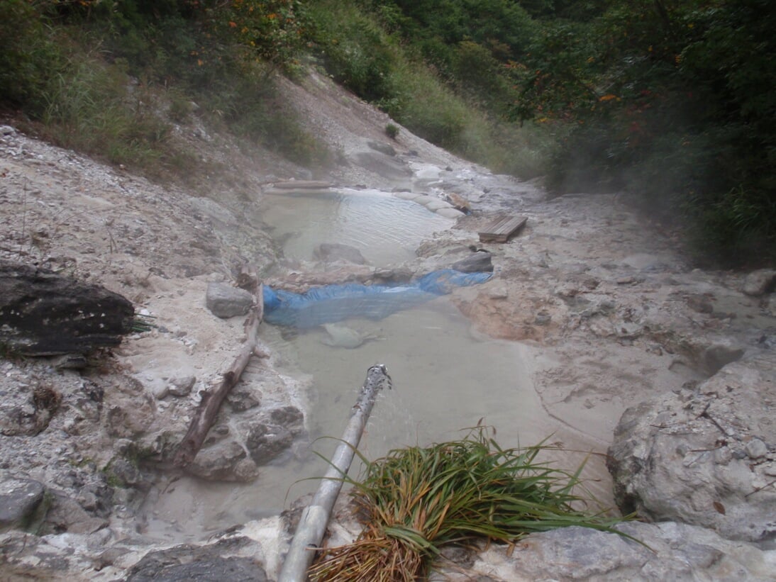 鬼首温泉の写真 ©Soica2001(Public domain)