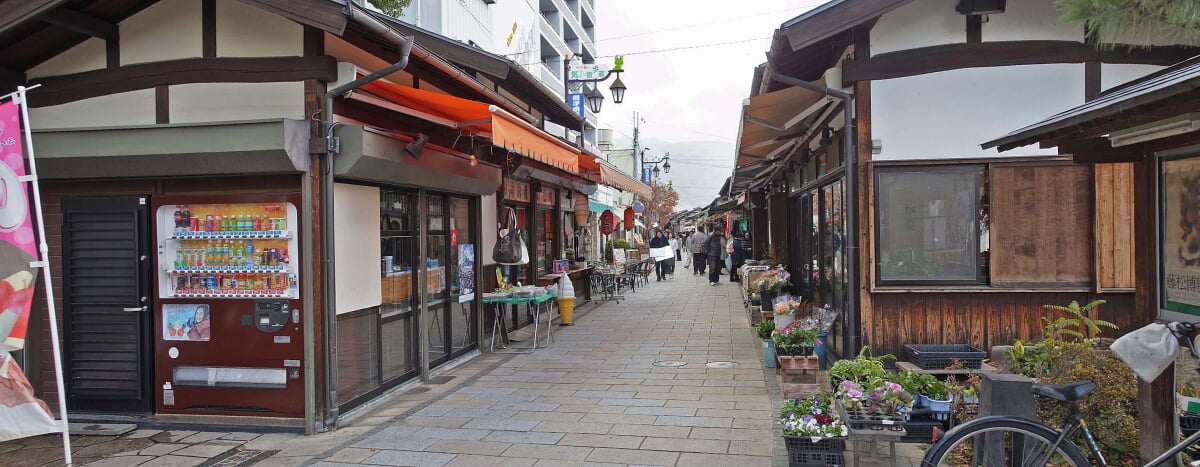 縄手通り商店街の写真 ©z tanuki(CC BY 3.0)