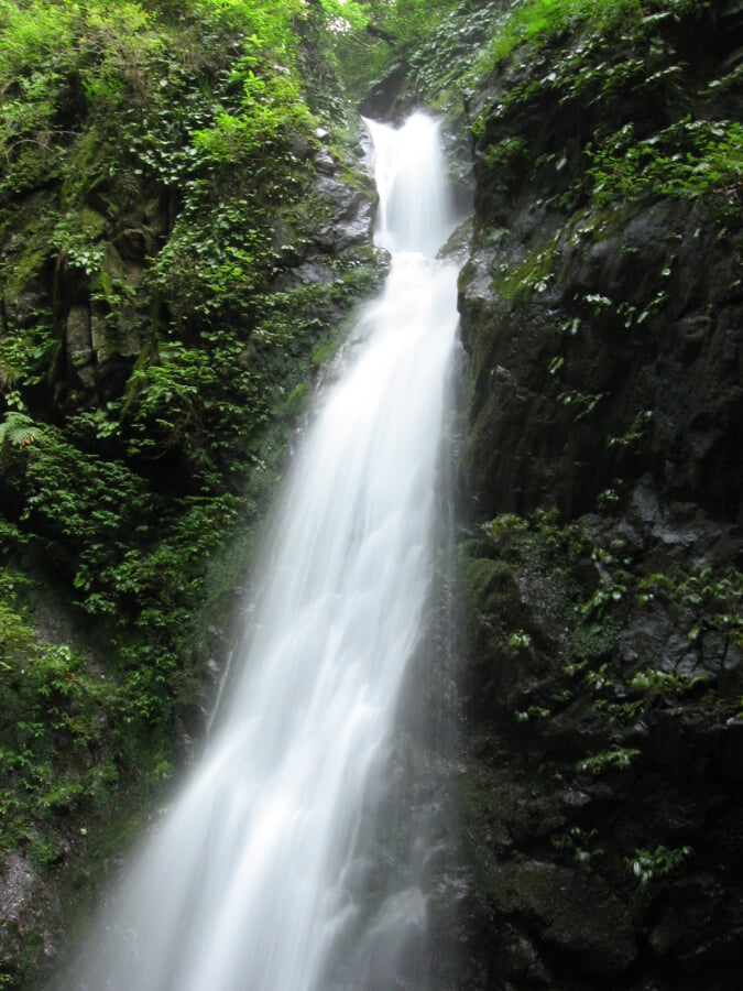 塩川滝の写真 ©Σ64(CC-BY-SA-3.0)