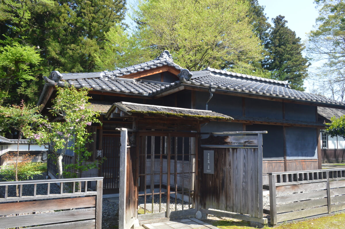 飯田市美術博物館の写真 ©Asturio(CC BY-SA 4.0)