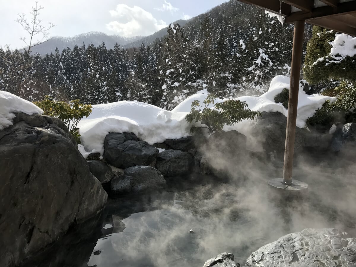 花の駅・片品 花咲の湯の写真 ©Kallerna(CC BY-SA 3.0)