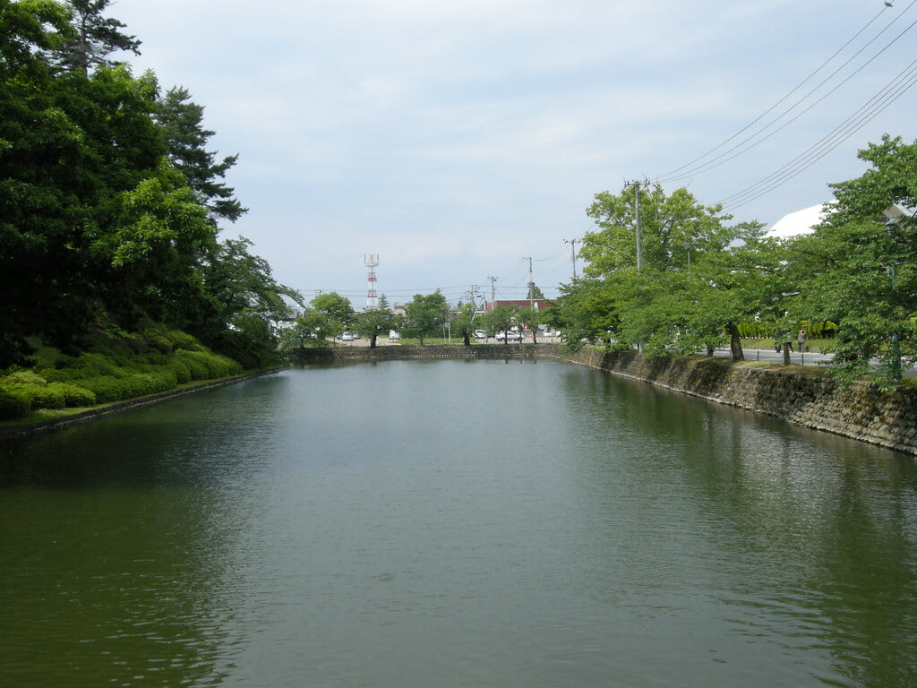 上杉神社の写真 ©contri(CC BY-SA 2.0)