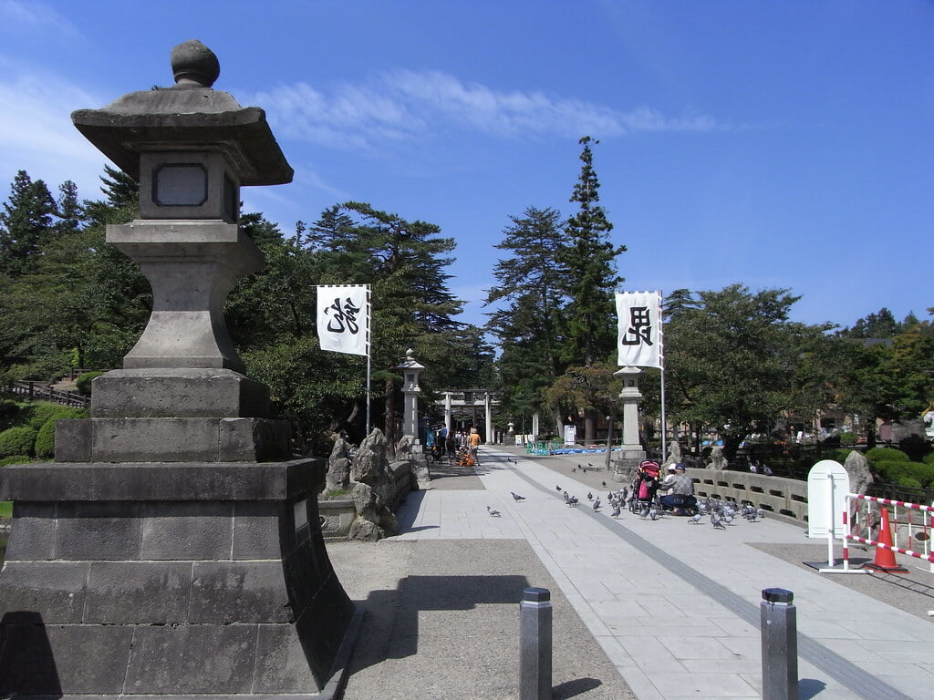 上杉神社の写真 ©00_4(CC BY 2.0)