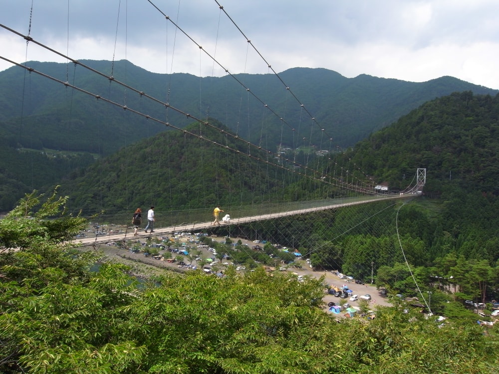 谷瀬の吊り橋の写真 ©Kohei Fujii(CC BY-SA 2.0)