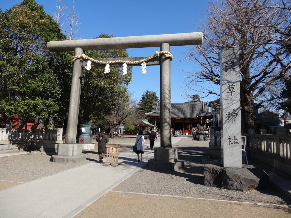 浅草神社の写真 ©C.L. Kao (eddie5150)(CC BY-SA 3.0)