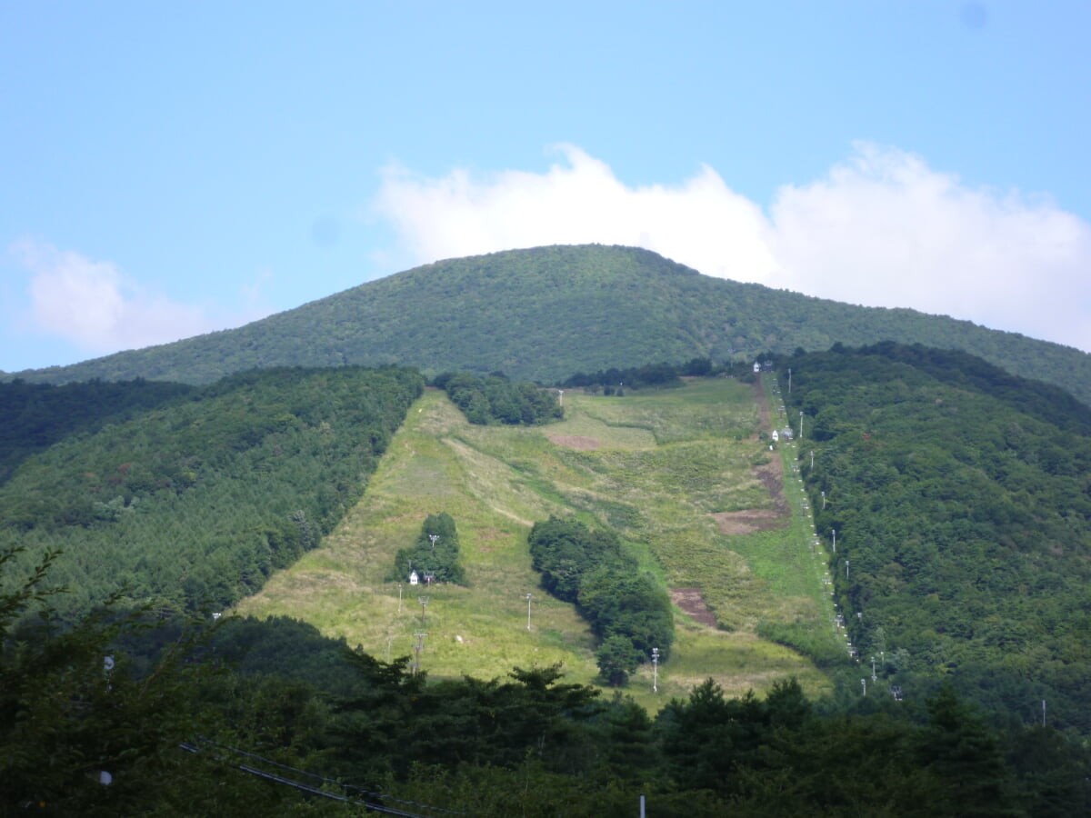 泉ヶ岳スキー場の写真 ©Skipara(CC BY-SA 3.0)