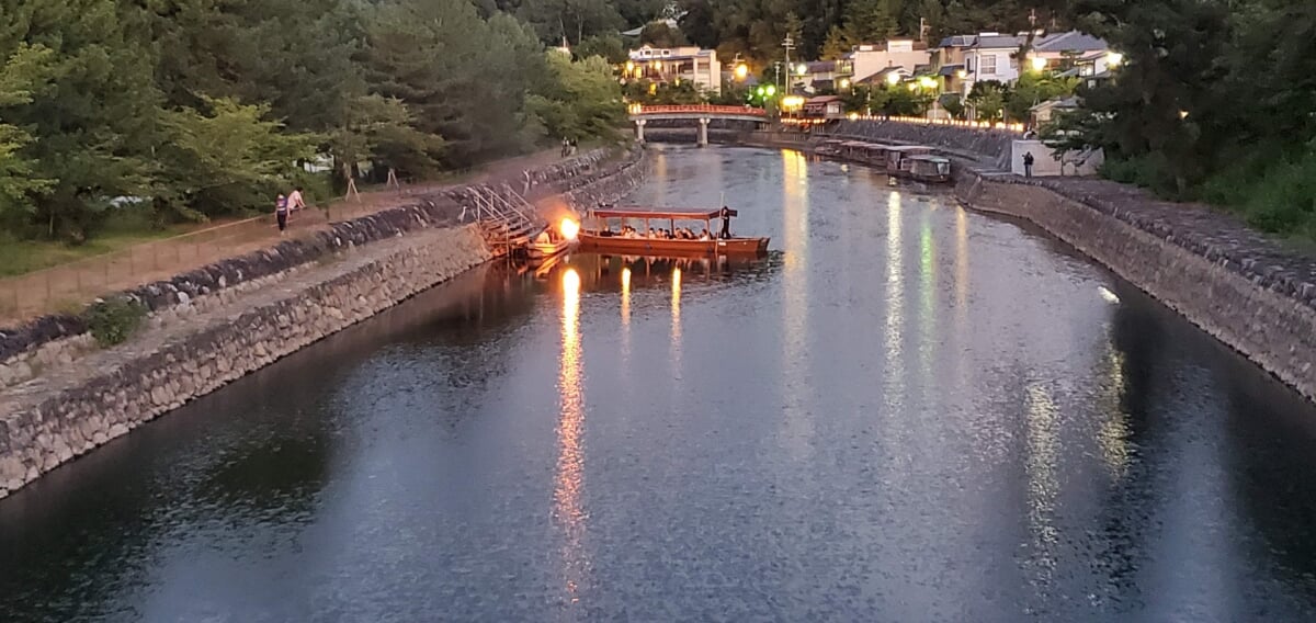 宇治川観光遊覧船の写真 