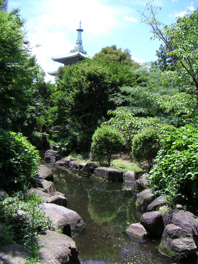 横網町公園の写真 ©Hotsuregua(CC BY-SA 3.0)