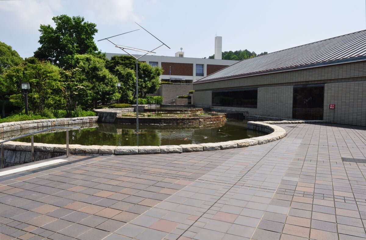 静岡県立美術館の写真 ©江戸村のとくぞう(CC BY-SA 4.0)