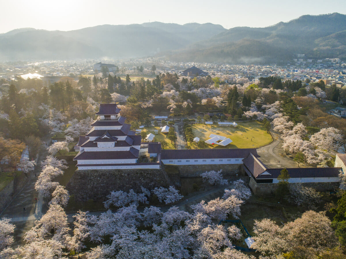 会津鶴ヶ城・鶴ヶ城城址公園の写真 ©SQZ(CC BY 4.0)