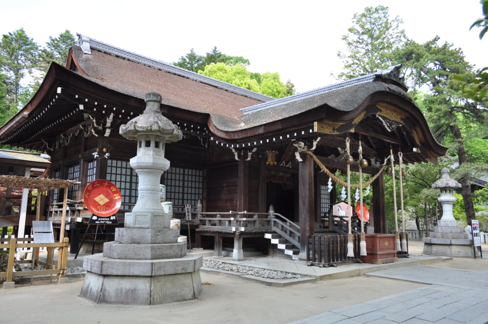 武田神社の写真 ©江戸村のとくぞう(CC BY-SA 4.0)