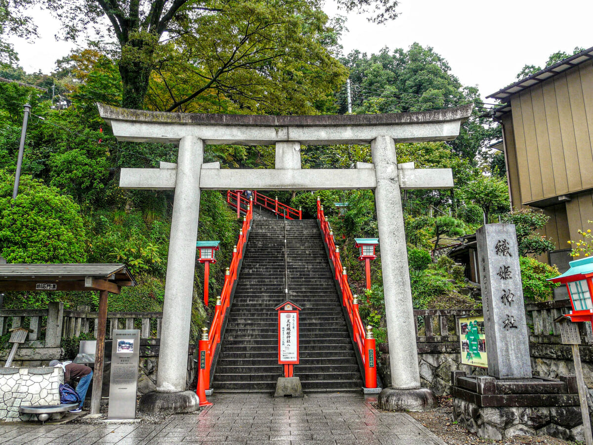 足利織姫神社の写真 ©Naokijp(CC BY-SA 4.0)