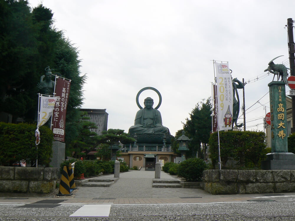 高岡大仏の写真 ©minque(Public domain)