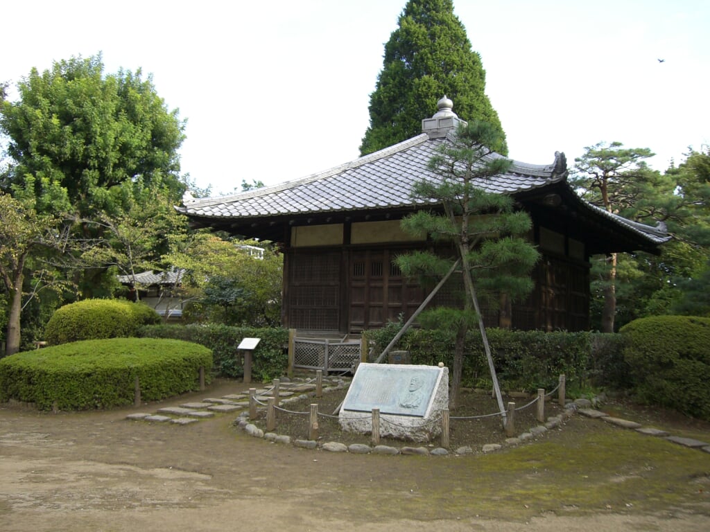 哲学堂公園の写真 ©Suisui(CC BY-SA 2.5)