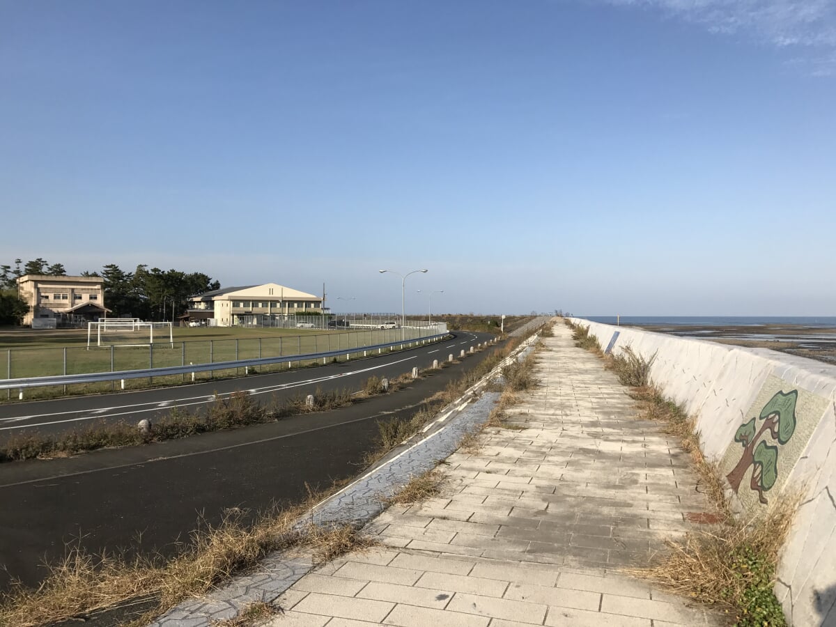 浜の宮海岸の写真 ©そらみみ(CC BY-SA 4.0)