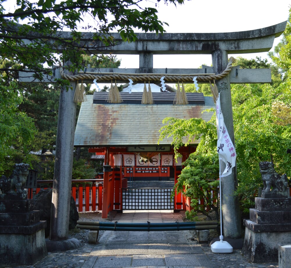 車折神社の写真 ©Atelier(CC BY-SA 3.0)